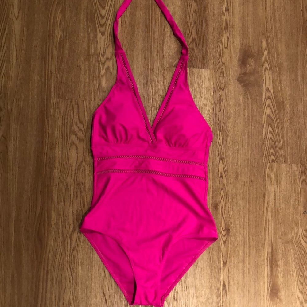 One Piece NWOT size M women’s swim